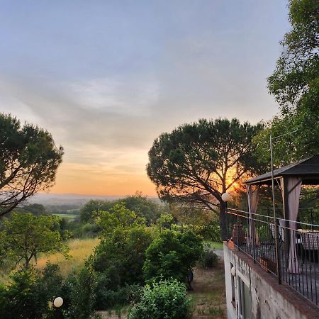 مبيت وإفطار تْشيرتالدو Il Giuggiolo - La Collina Della Quiete المظهر الخارجي الصورة